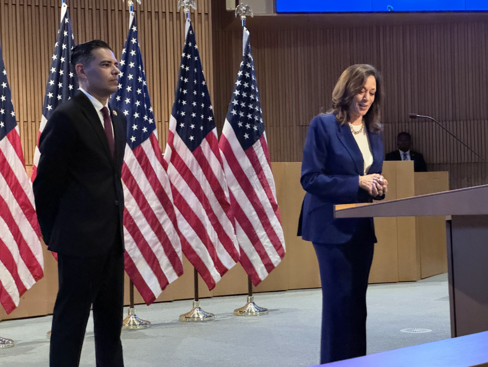 Robert Garcia Kamala Harris